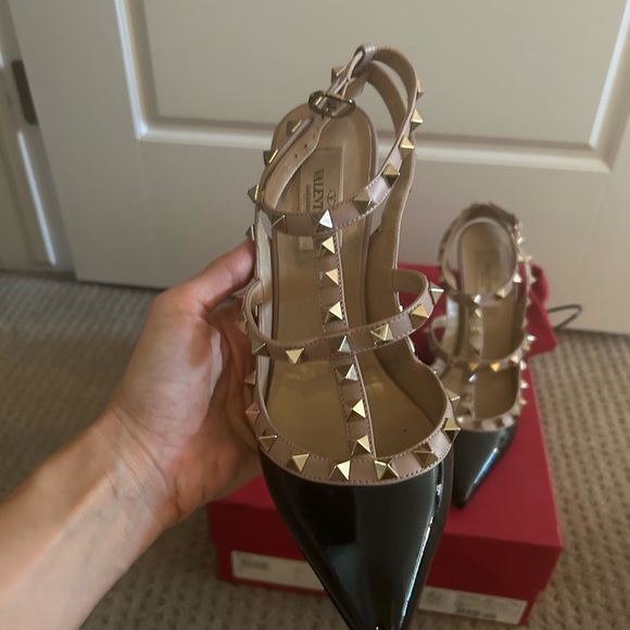 Valentino Rock Stud - Picture 2 of 6